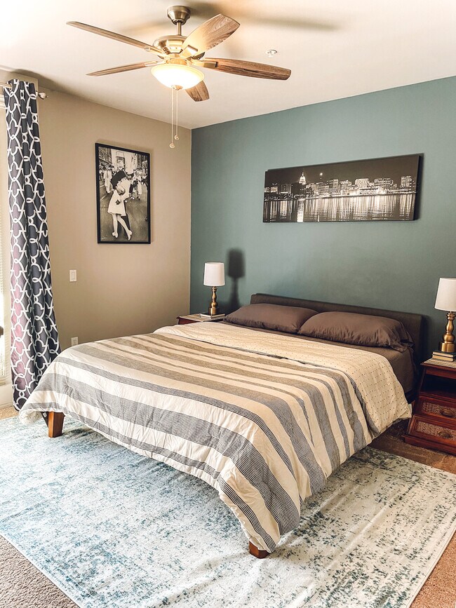 Master bedroom. - 1465 C St