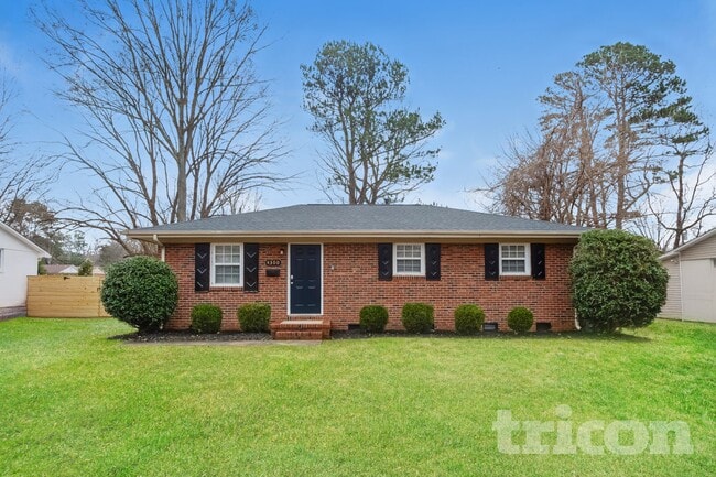 Building Photo - 4300 Oak Forest Dr