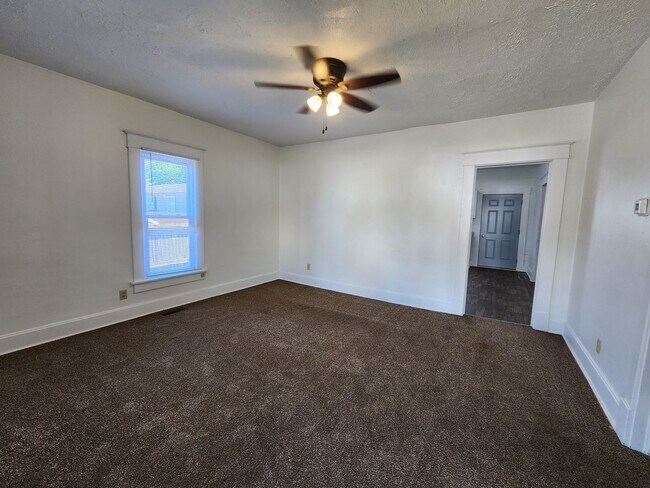 Foto del edificio - 2 Bedroom House with Large Kitchen