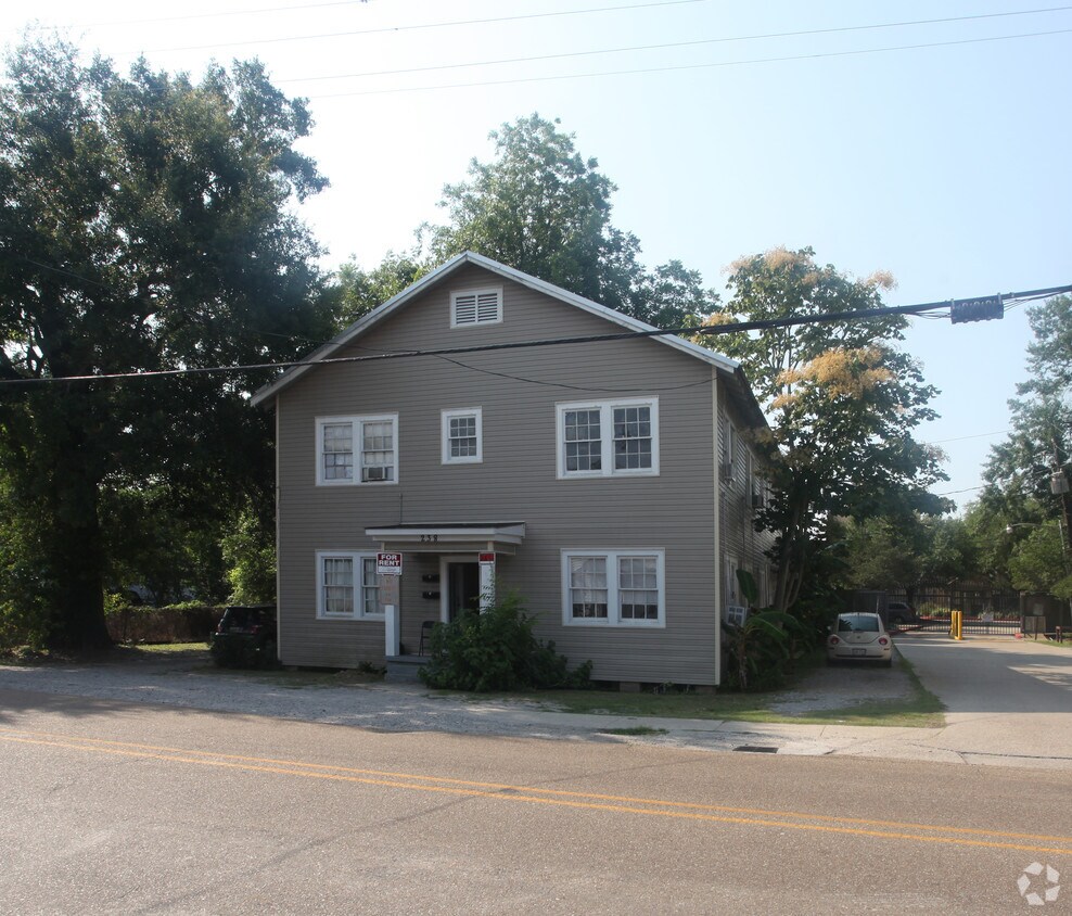 Building Photo - 238-240 E State St