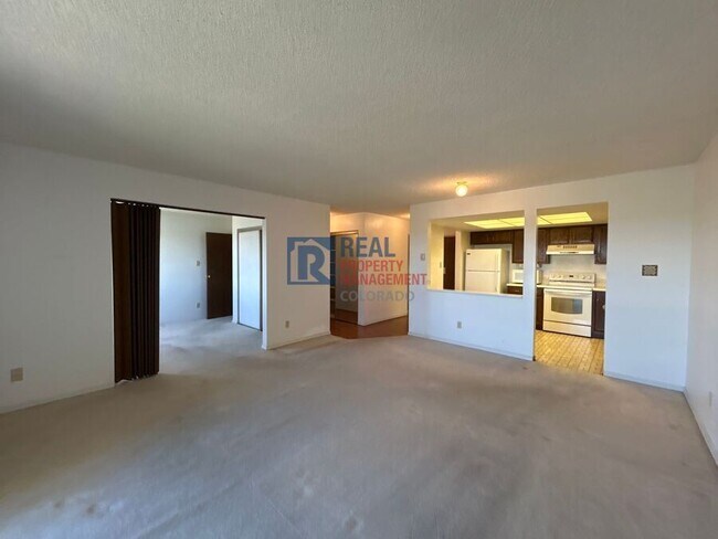 Foto del edificio - 13902 E Marina Dr