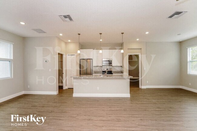 Foto del edificio - 3120 Halsey Ave SE