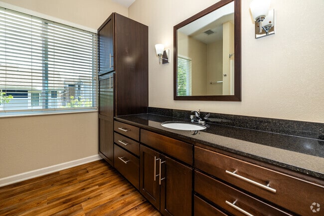 3BR, 2BA - 1,253SF - Master Bathroom - SunSTONE at MarketPlace Apartments