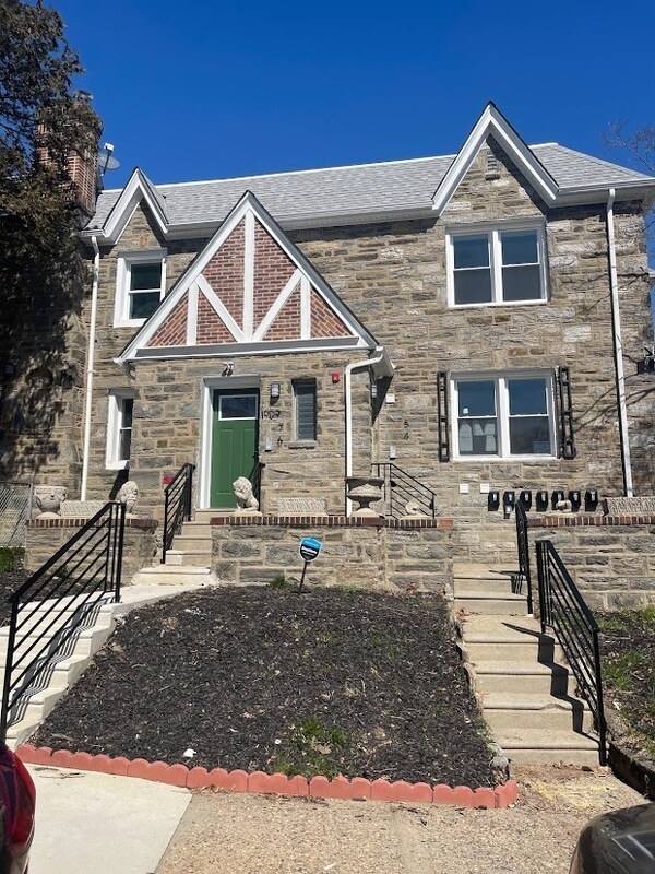 Photo - 1909 W Chew Ave Apartment