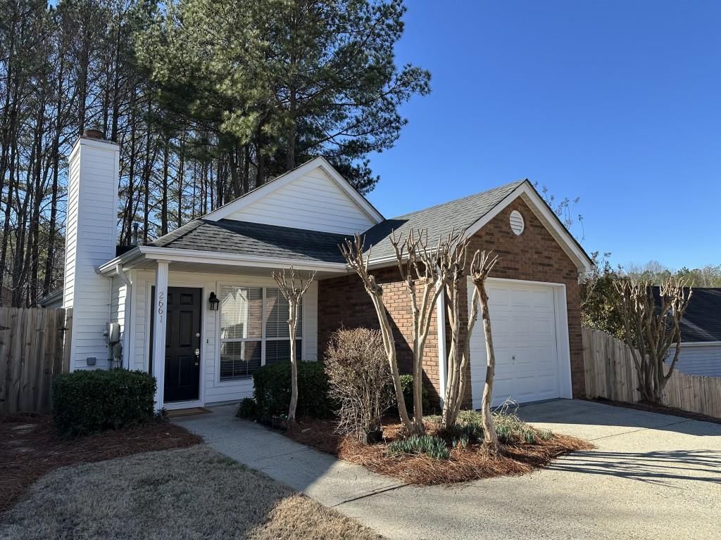Foto principal - 2661 Laurel Ln NW