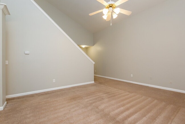 Foto del edificio - 3187 Liberty Commons Dr NW