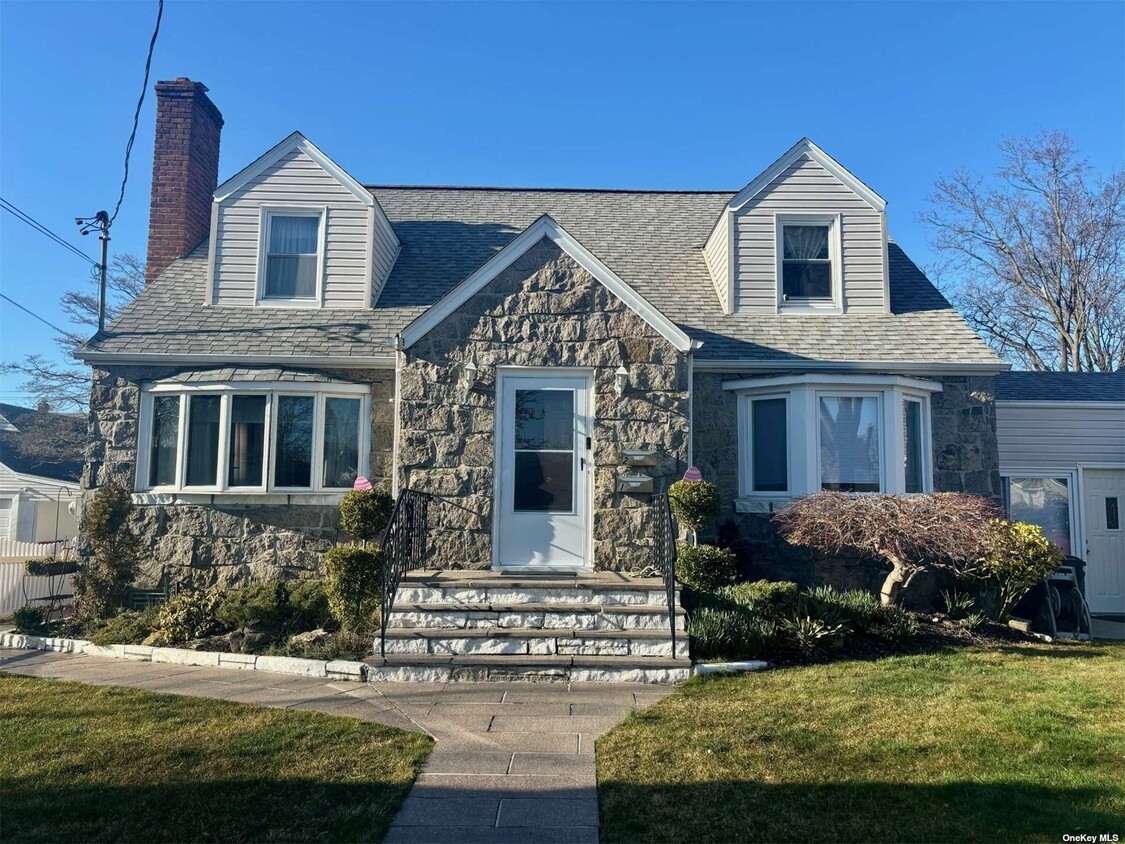 Primary Photo - 44 Jefferson Ave