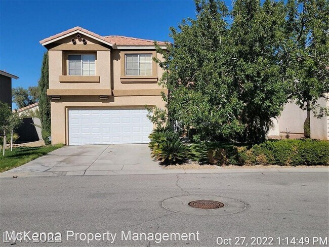 Building Photo - 3 br, 2.5 bath House - 1676 Silver Falls Ave