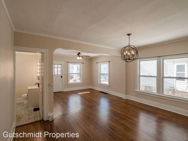 Building Photo - 1 br, 1 bath House - 1726 5th Ave SE