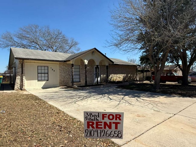 Building Photo - 164 Lost Forest St