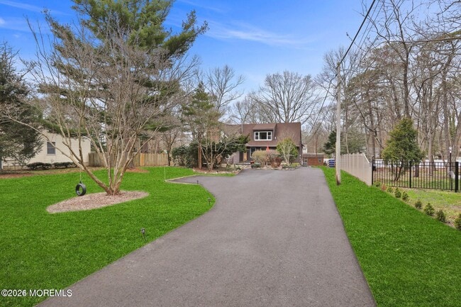 Building Photo - 1244 Whitesville Rd