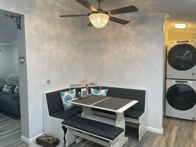 Building Photo - 5 Imperato Ct