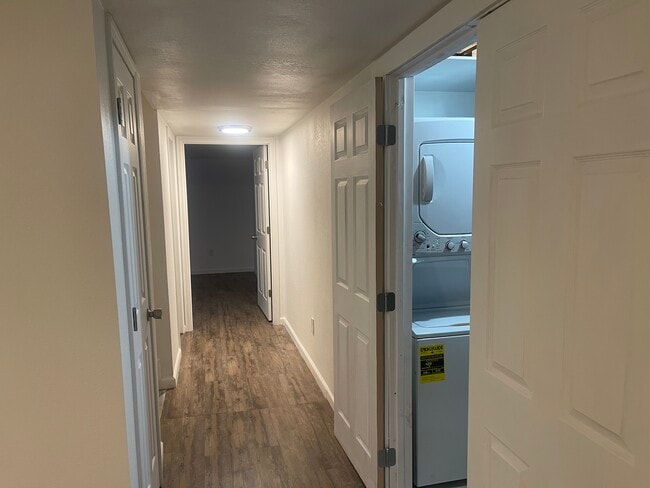 Building Photo - 19494 E 39th Ave