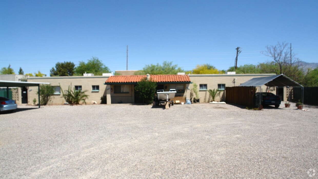 Foto principal - 1421-1431 E Hedrick Dr