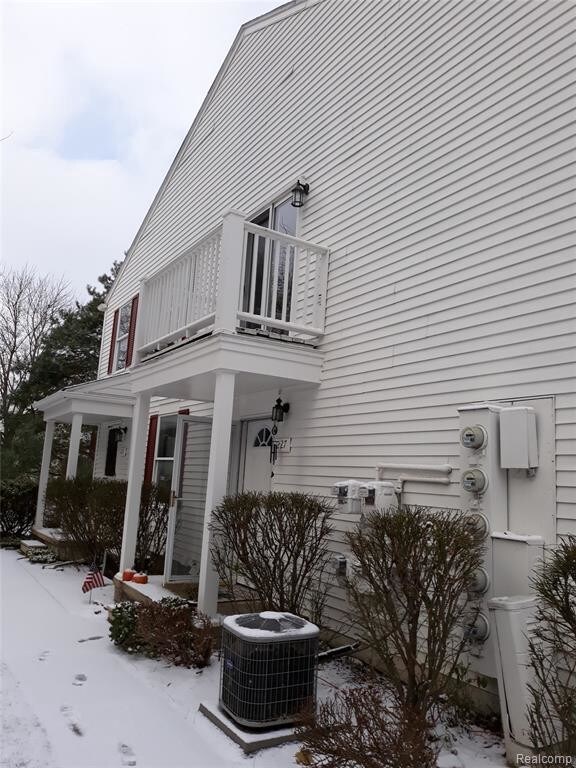 Building Photo - 227 Neptune Dr