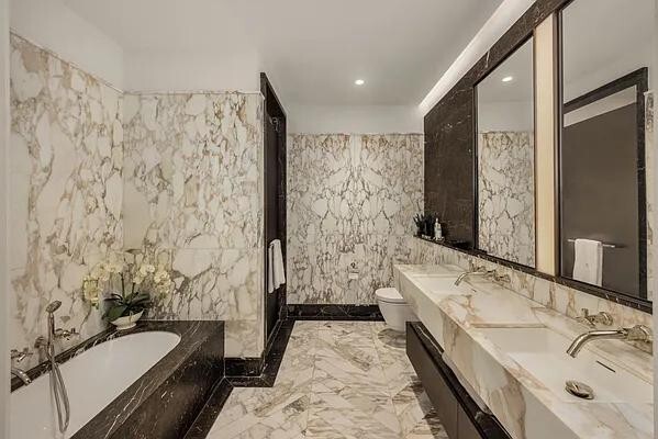 Building Photo - 500 W 18th St