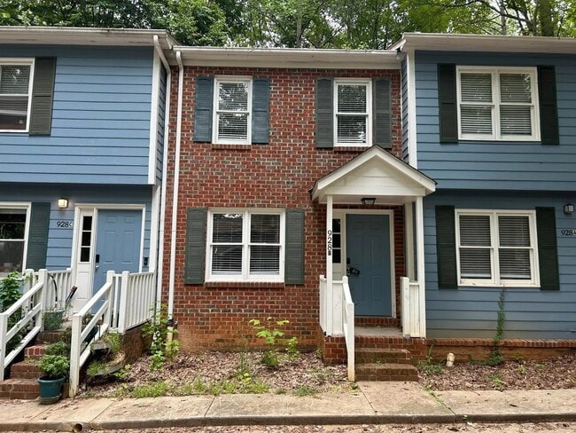 Building Photo - 928 Hearthridge Ct
