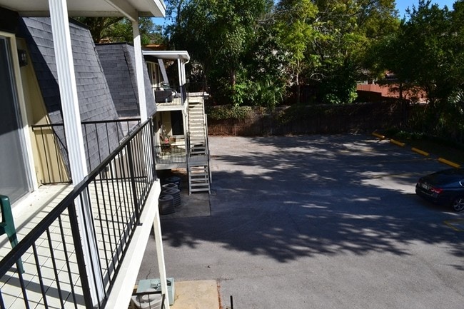 Building Photo - 609 N Eola Dr