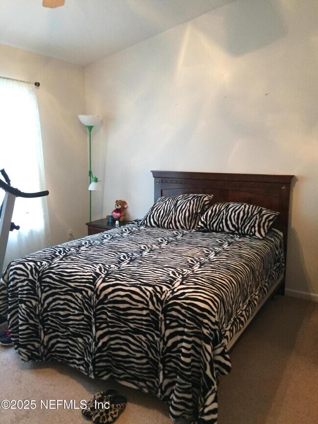 Foto del edificio - 5723 Parkstone Crossing Dr