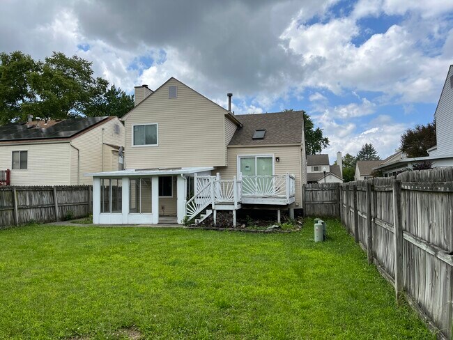Foto del edificio - 3128 Overton Way