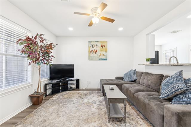 Building Photo - 1301 Florence St