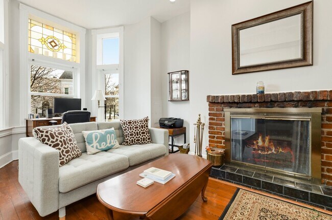 Foto del edificio - 704 12th St NE