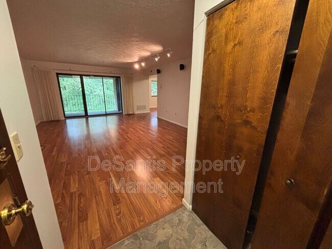 Foto del edificio - 106 Piper Ln