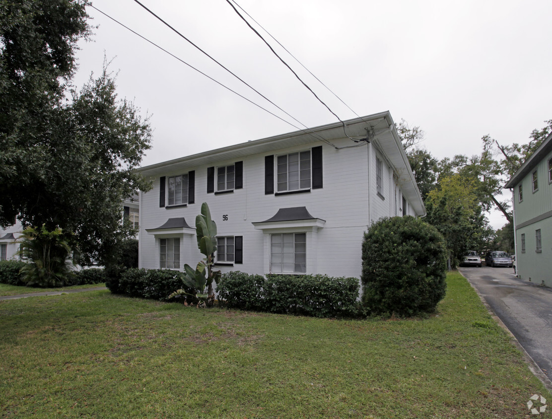 Building Photo - Columbia Crest Apartments