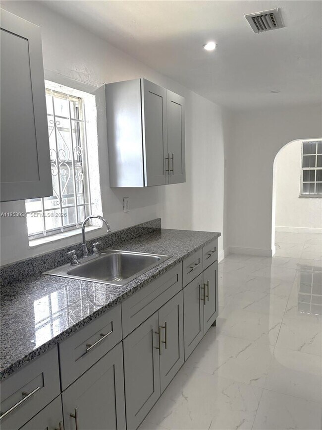 Foto del edificio - 2993 NW 191st Terrace