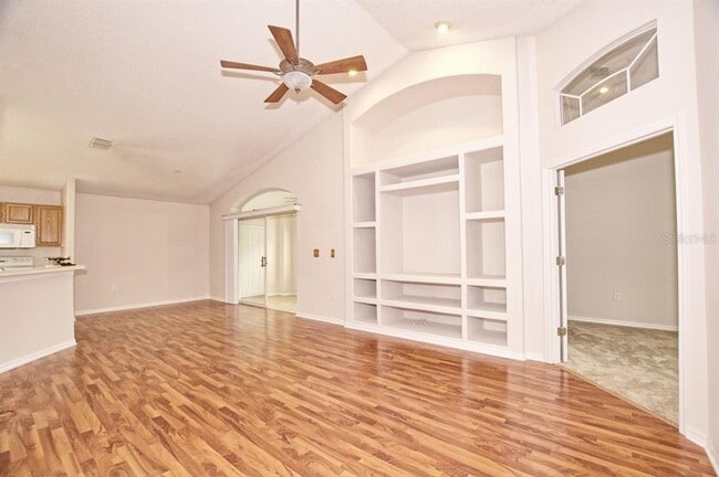 Building Photo - 132 Azalea Dr
