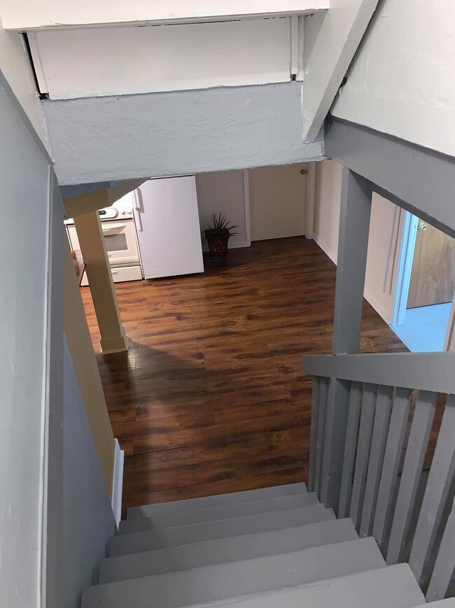 Wood floors - 1923 High St SE