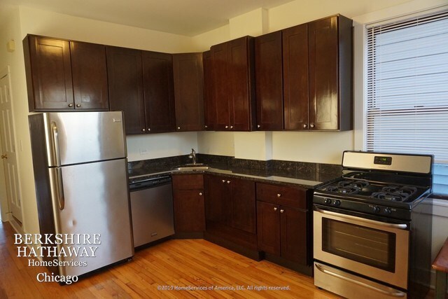 Foto del edificio - 1716 N Campbell Ave