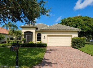 Building Photo - 11001 Sea Tropic Ln
