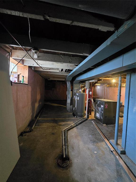 Building Photo - 312 Aberdeen Ave