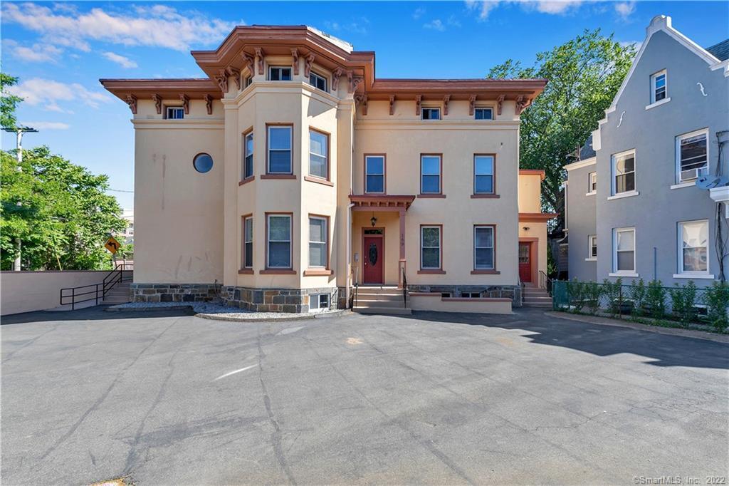 Primary Photo - 169 Olive St