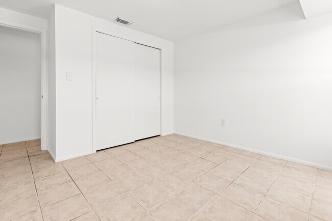 Building Photo - 1057 Tropical Ave NW