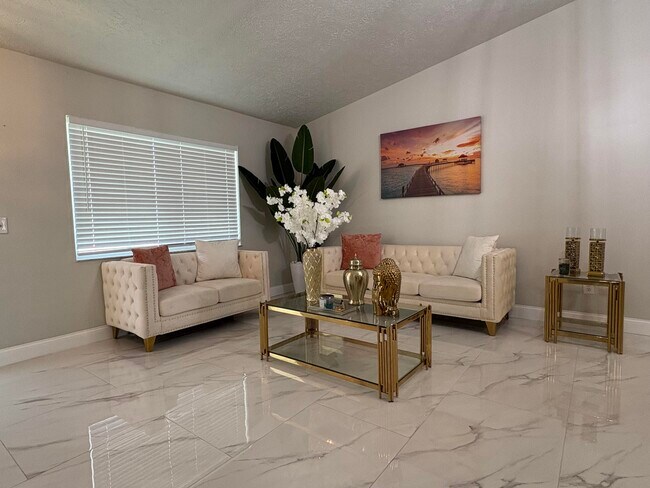 Foto del edificio - 2281 SE Belvedere St