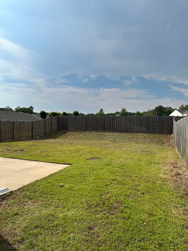 Building Photo - 337 Wahoo Cir