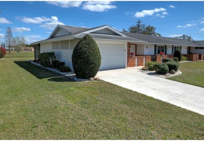 Building Photo - 1411 N Pebble Beach Blvd