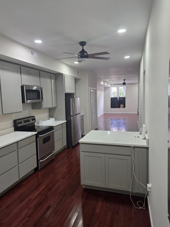 Foto del edificio - 1511 E Lafayette Ave