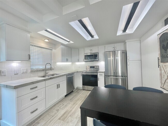 Foto del edificio - 403 Avondale St