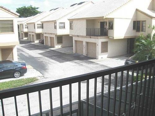 Foto del edificio - 11696 NW 20th Dr