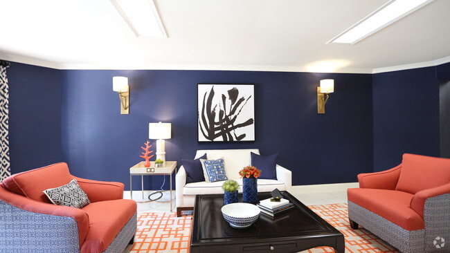 Lobby - Parkview Arms Apartments