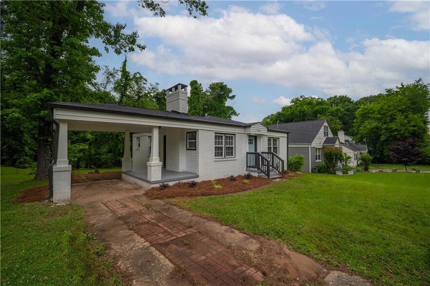 Primary Photo - 2137 Delowe Dr