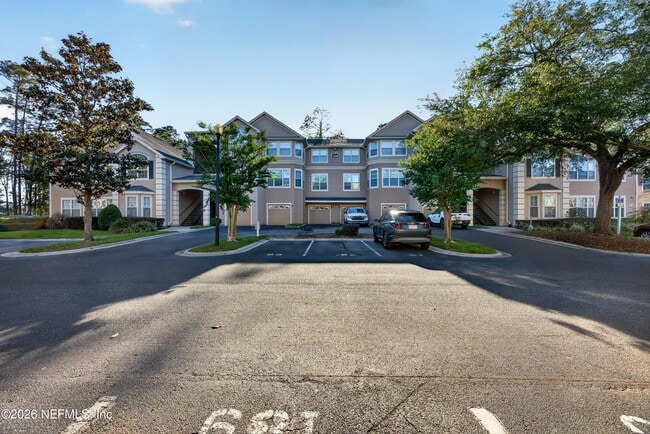 Building Photo - 13810 Sutton Park Dr N