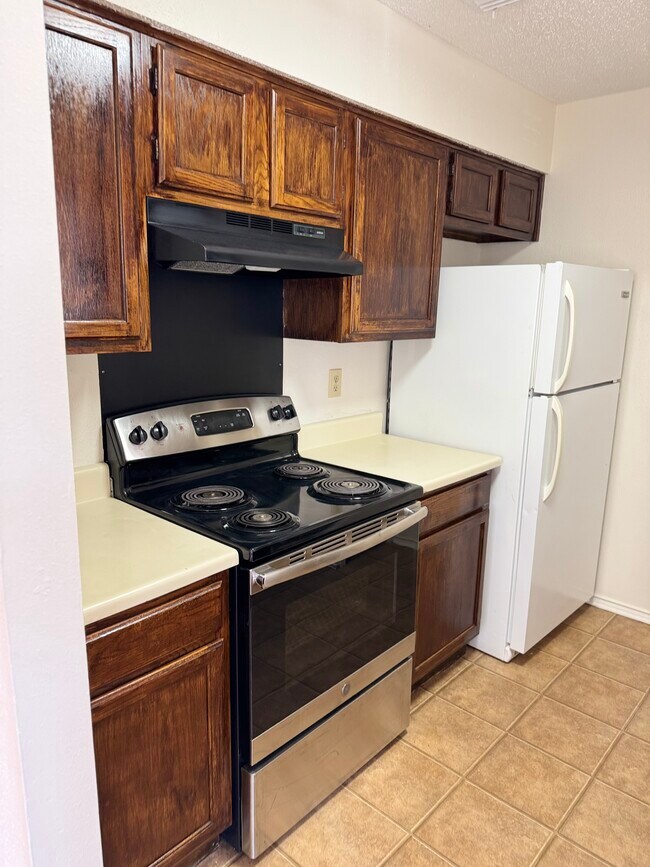 Foto del edificio - 808 Station St