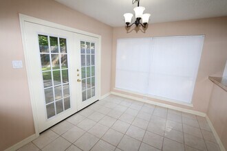 Building Photo - 12510 Sableleaf Dr