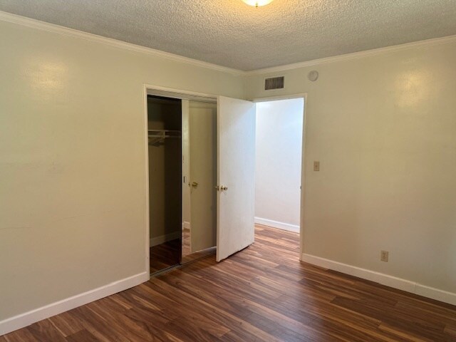 Building Photo - 2279 Saranne St