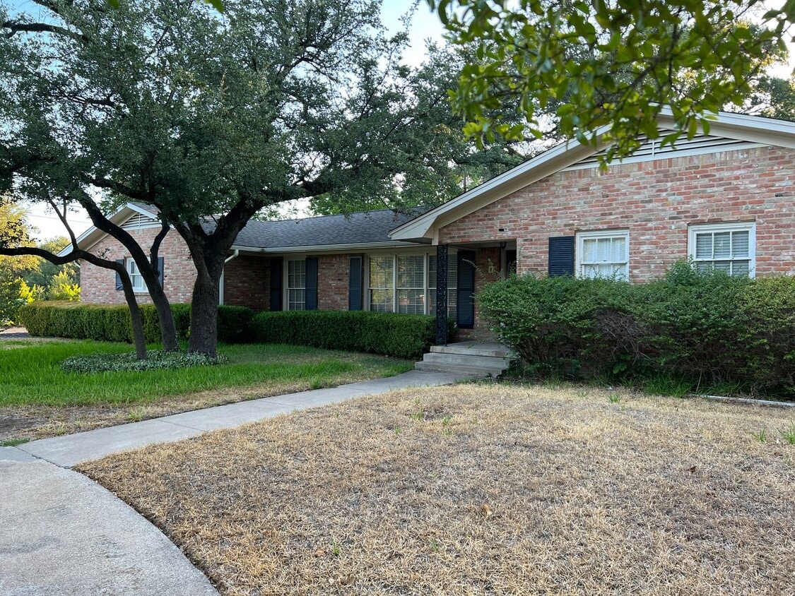 Primary Photo - Single Family Home