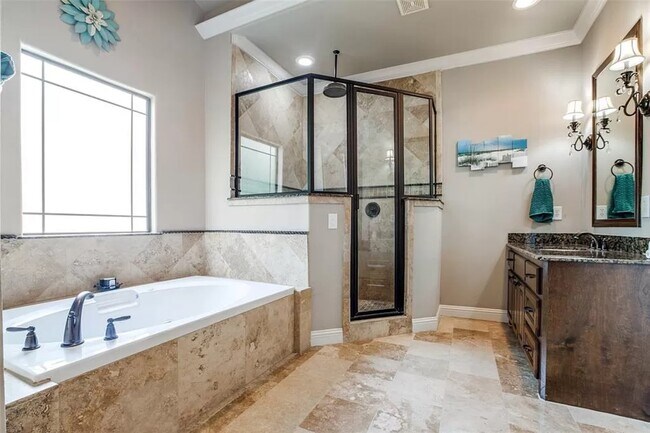 Building Photo - 185 Capetown Way